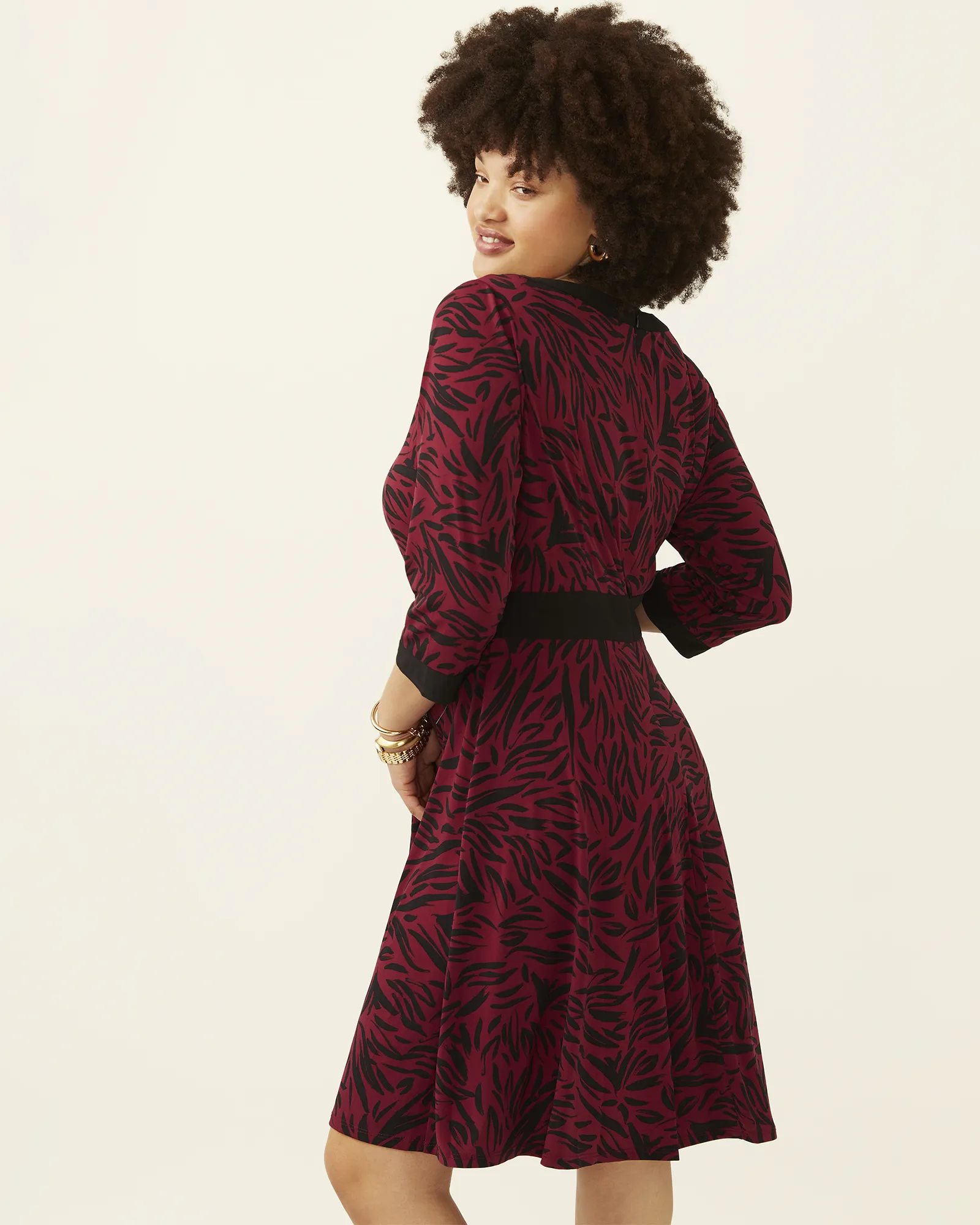 Adelina Keyhole Skater Dress | Burgundy / Black