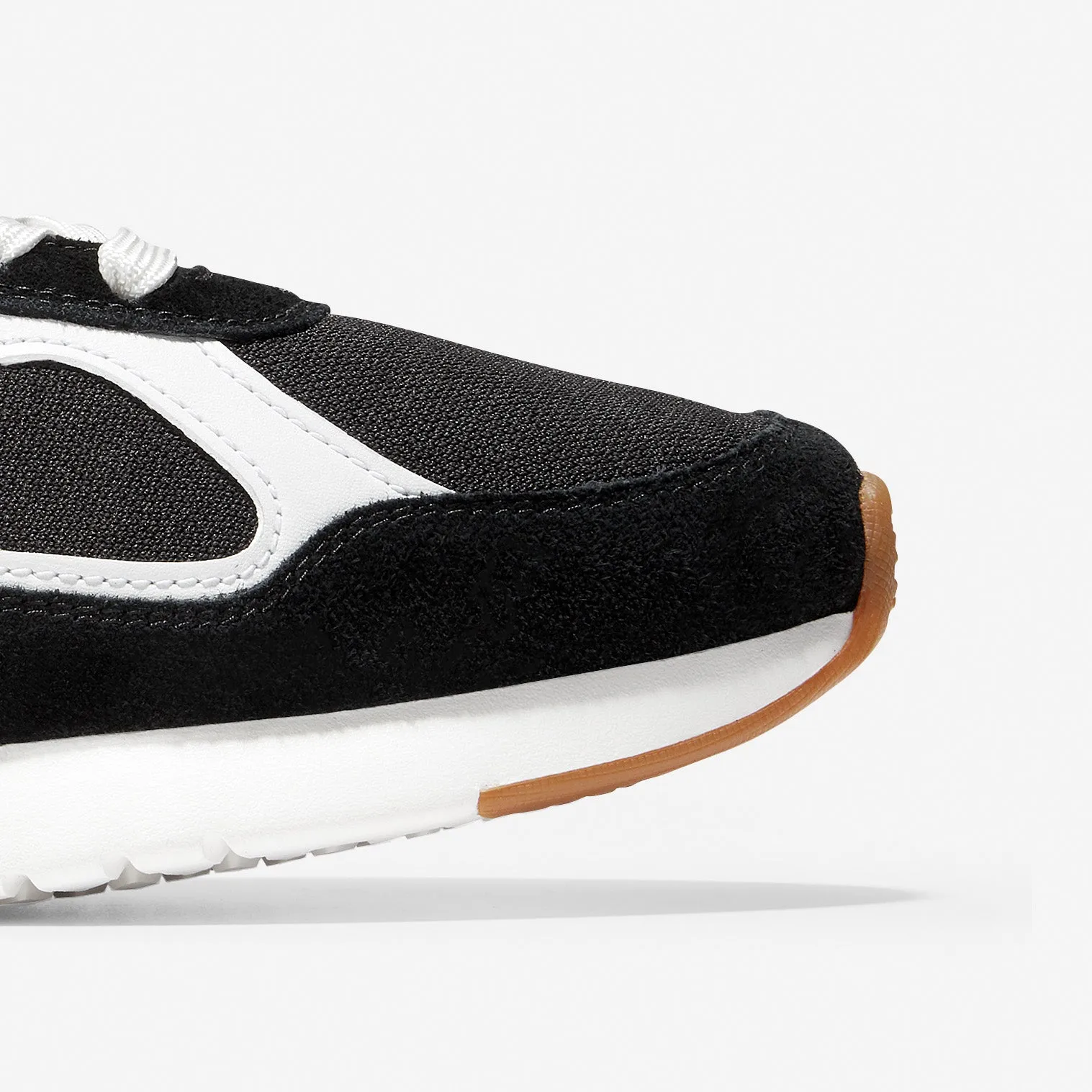 GrandPrø Classic Running Sneaker