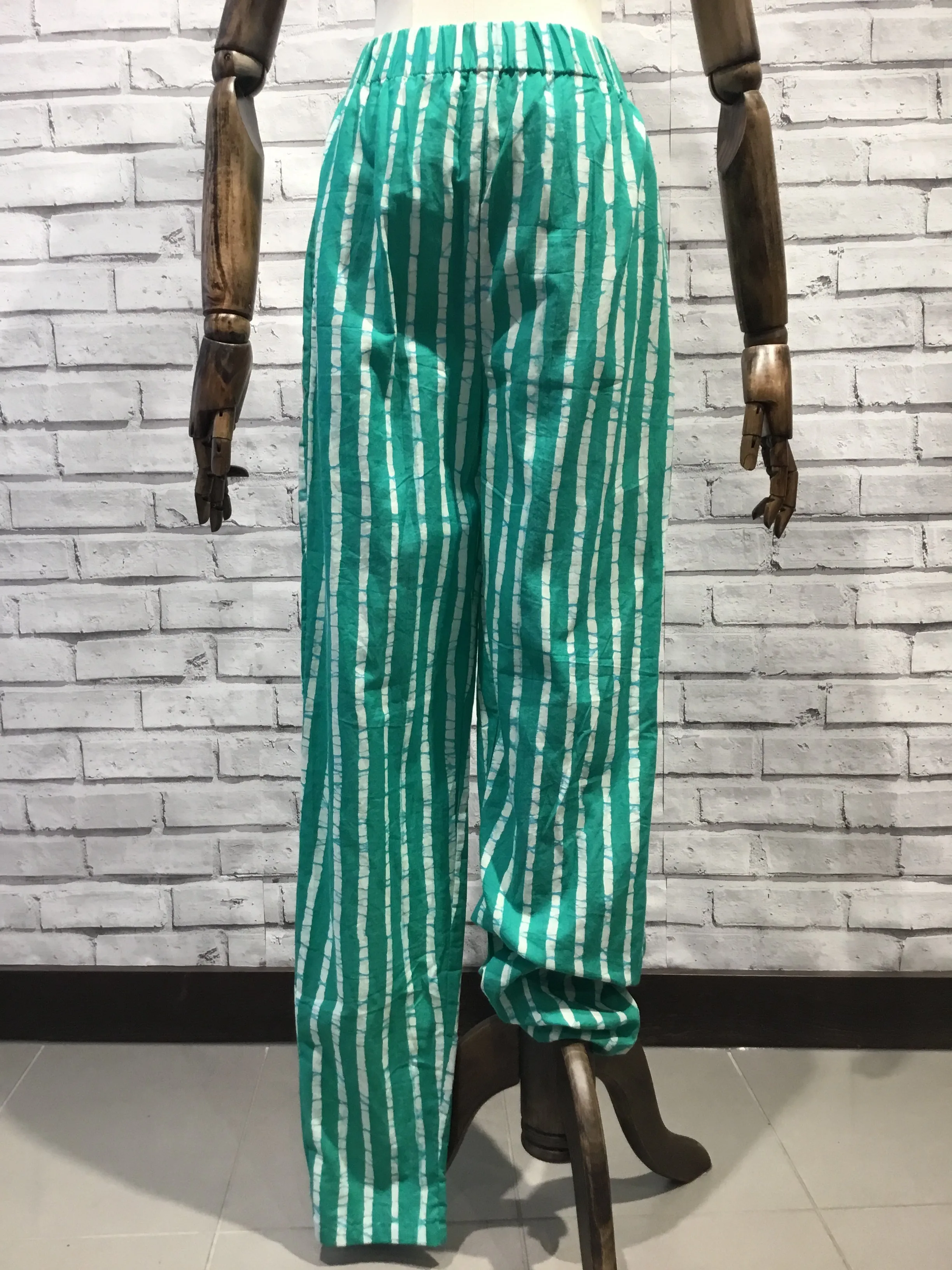 Green bamboo Print Trousers