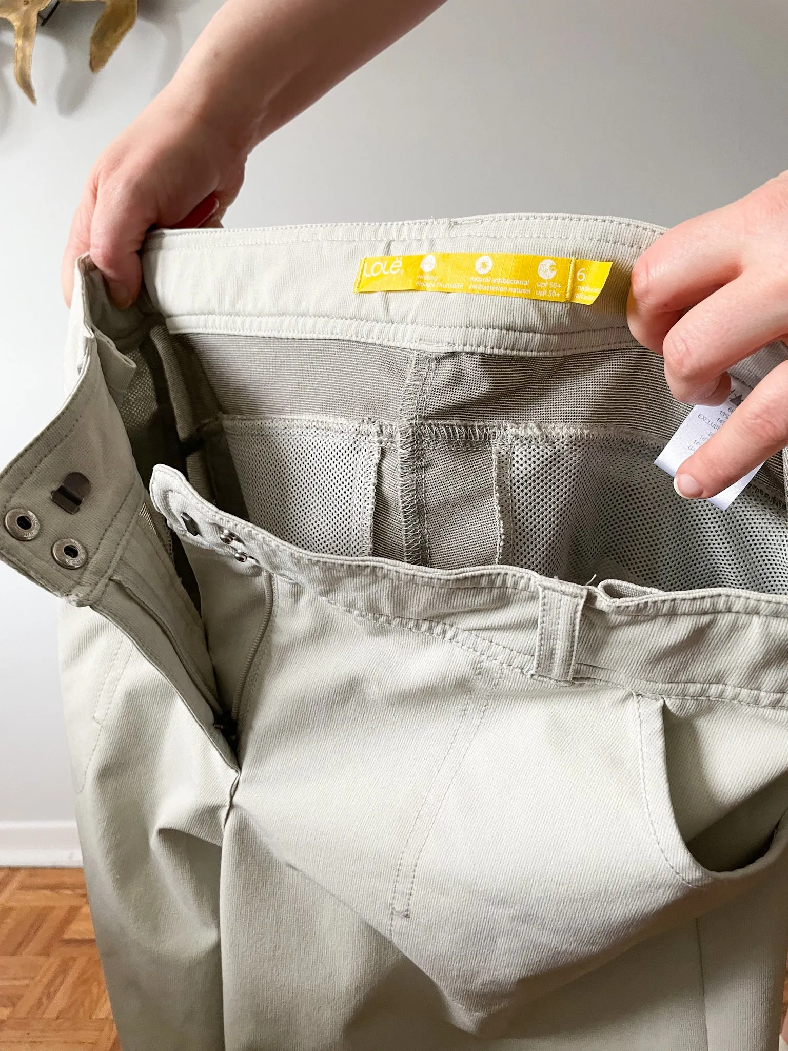 Lole Beige Wander Cargo Shorts - Size 6