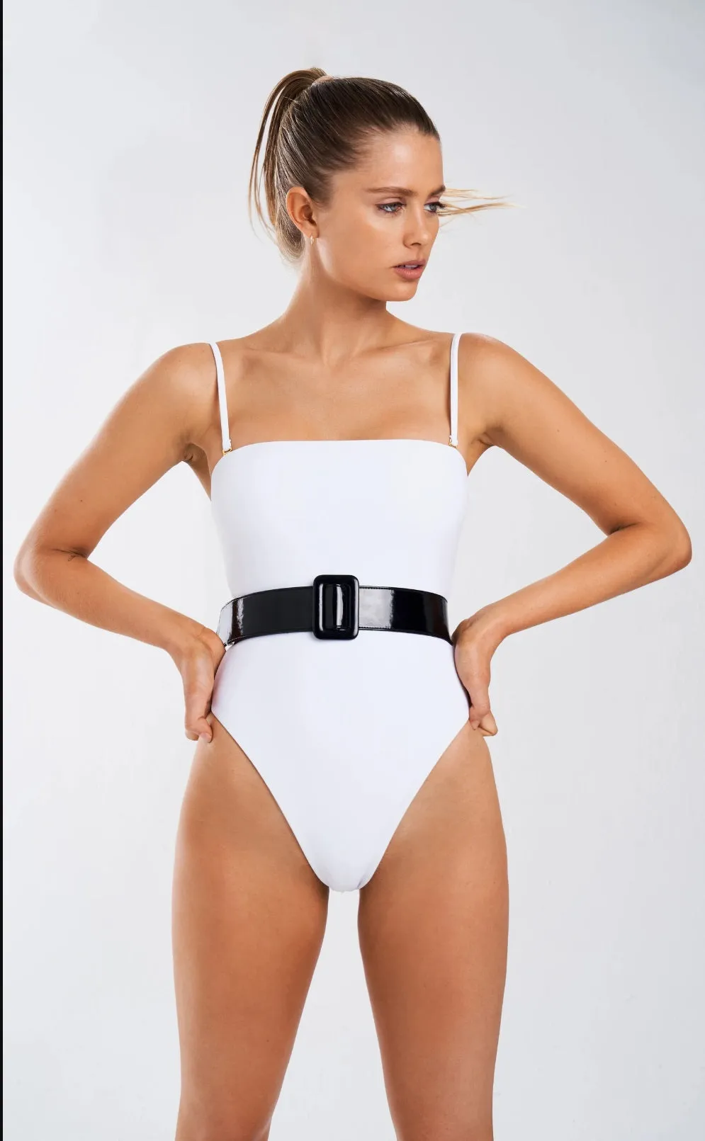 Patricia One Piece -White/Black