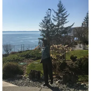 Victory Ace, Golf Statue